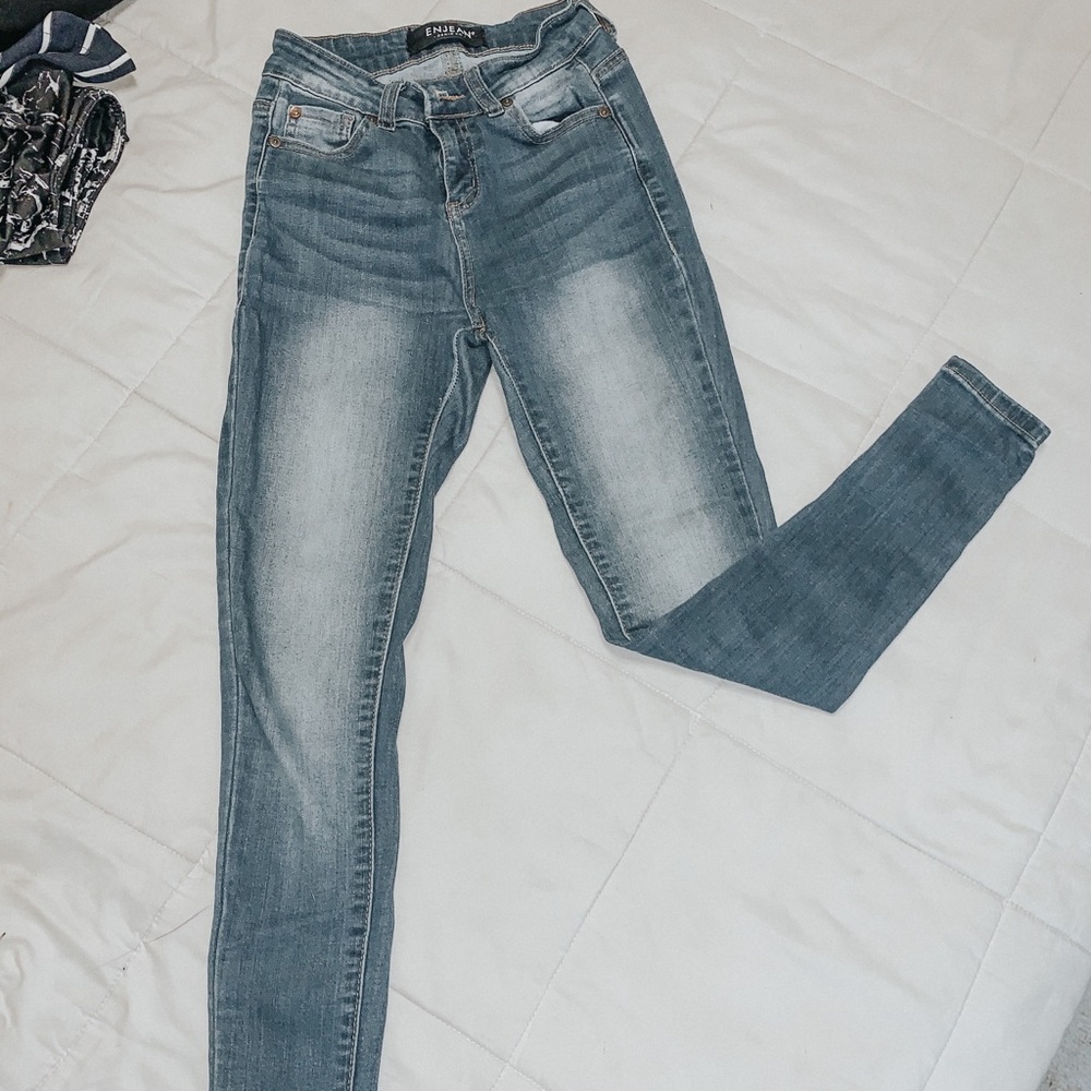 Skinny jeans